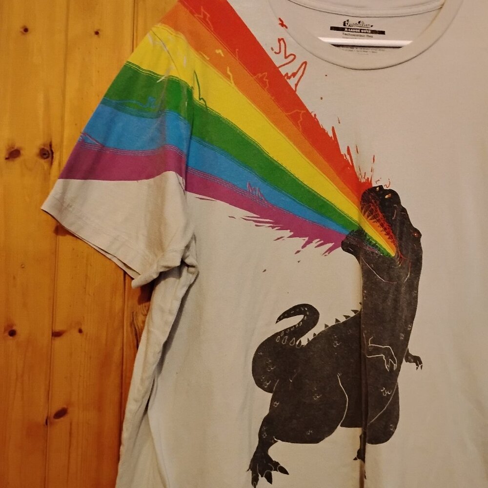 Men's White Vintage XL Threadless Dinosaur Breathing Rainbows Graphic T-Shirt